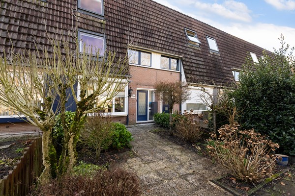 Foto - Te koop: Fijne gezinswoning met carport!